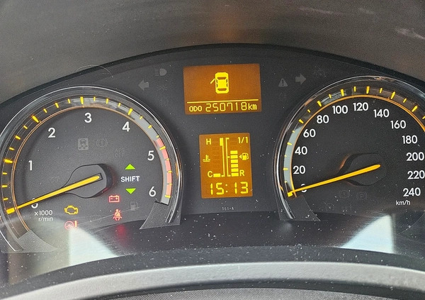 Toyota Avensis cena 25678 przebieg: 251000, rok produkcji 2011 z Gdańsk małe 22